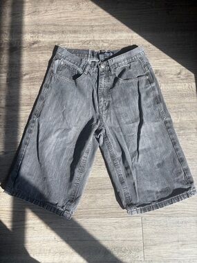 South Pole 

Men's Gray Denim Shorts